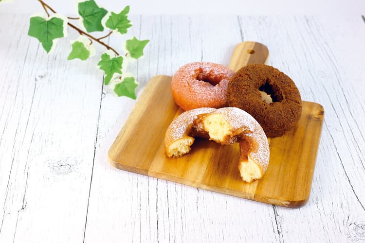 Pekochan milky donuts